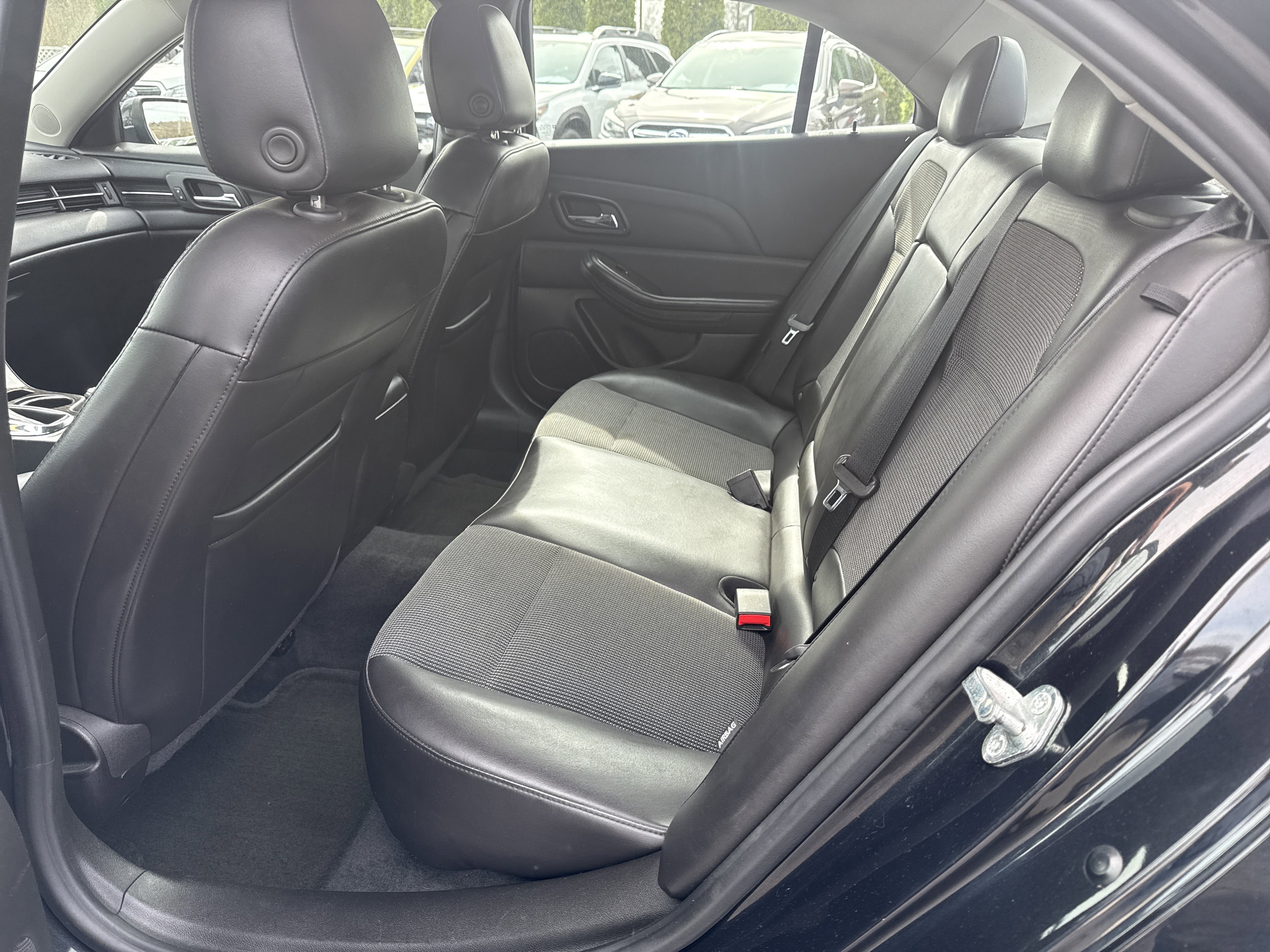 Used 2015 Chevrolet Malibu LT image 11