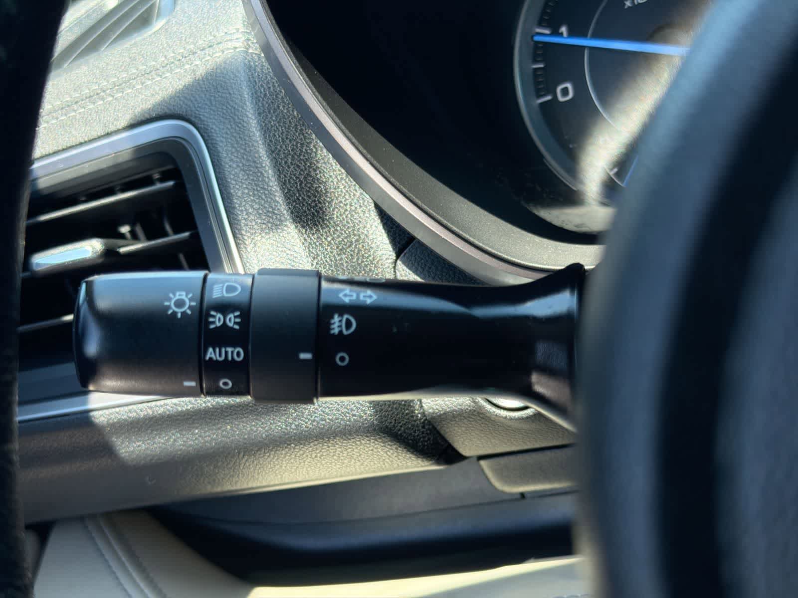 Used 2019 Subaru Ascent Limited AWD/4WD image 27