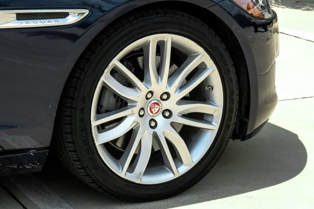 Used 2016 Jaguar XF Prestige RWD image 65