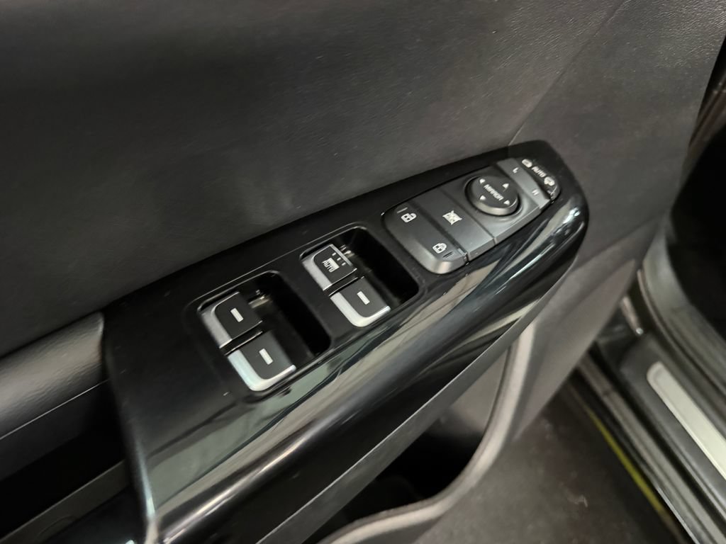 Used 2021 Kia Sportage S w/ S AWD Premium Package image 12