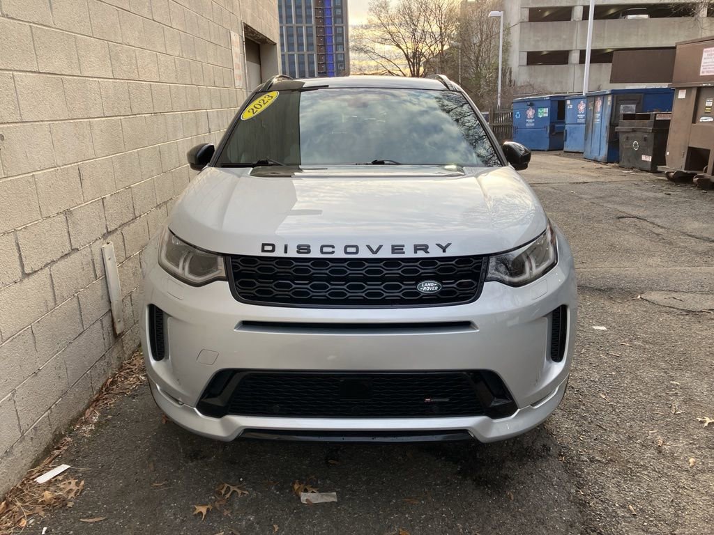 Used 2023 Land Rover Discovery Sport SE R-Dynamic image 3