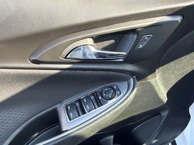 Certified 2020 Chevrolet Malibu LS image 14