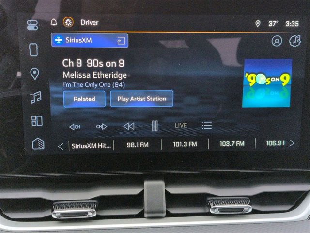 Used 2025 Chevrolet Equinox LT image 23