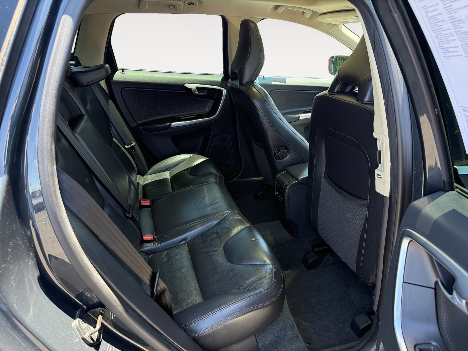 Used 2012 Volvo XC60 T6 AWD/4WD image 18