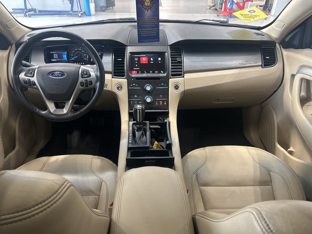 Used 2017 Ford Taurus SEL w/ Equipment Group 201A image 8