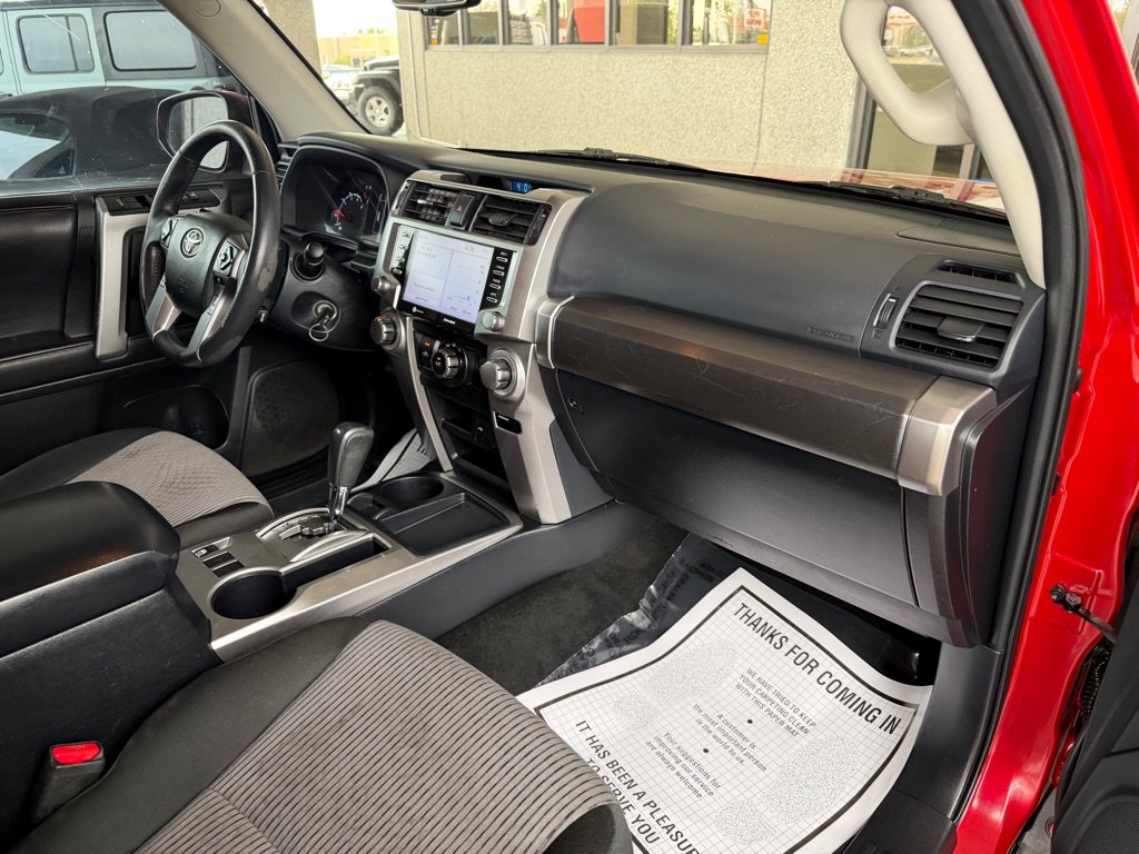 Used 2021 Toyota 4Runner SR5 RWD image 31