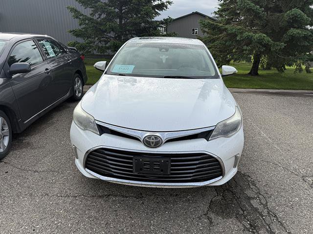 Used 2016 Toyota Avalon Limited w/ Toyota Safety Sense Package FWD image 2