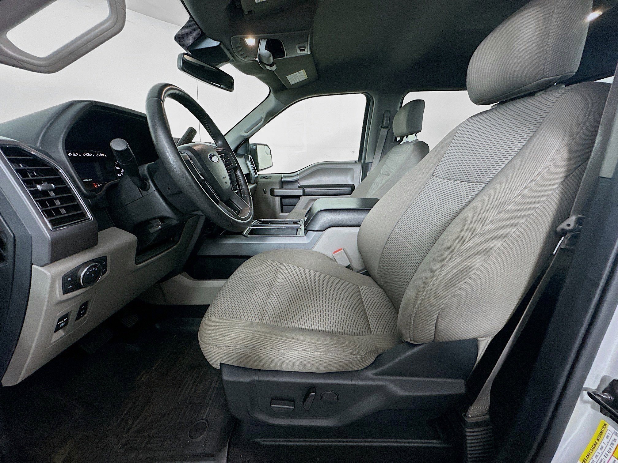 Used 2019 Ford F150 XLT w/ Equipment Group 302A Luxury AWD/4WD image 13