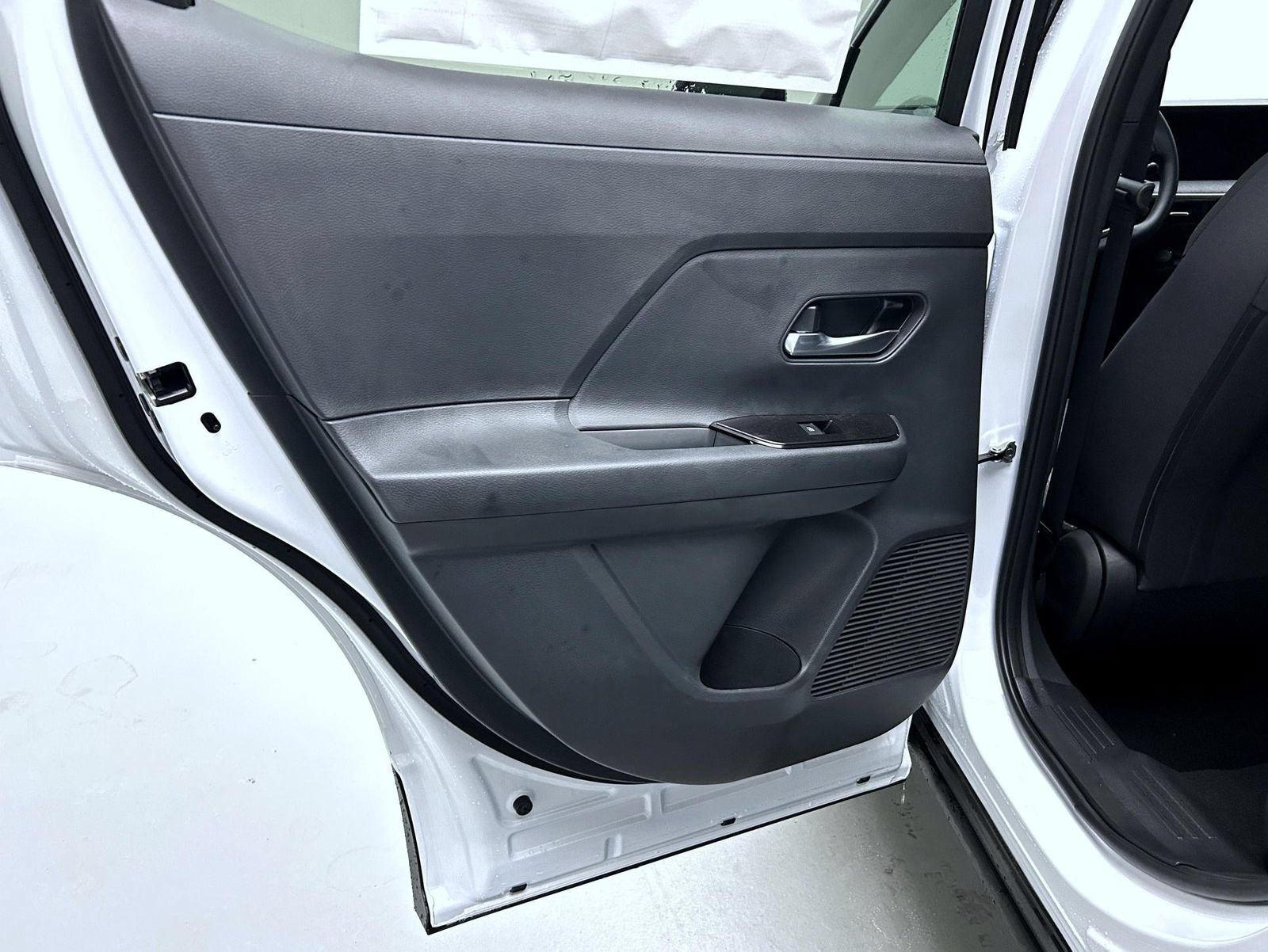 New 2027 Nissan Kicks SV AWD/4WD image 20