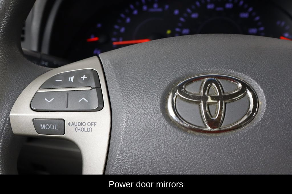Used 2011 Toyota Camry LE FWD image 8