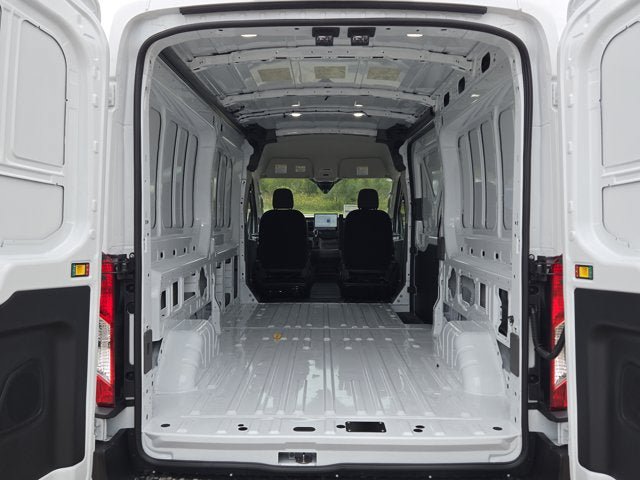 New 2026 Ford Transit 250 148 Medium Roof RWD image 15