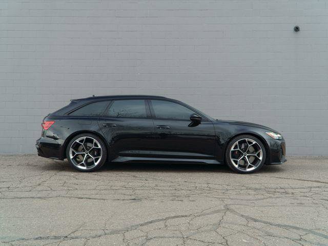 Certified 2025 Audi RS 6 performance AWD/4WD image 8