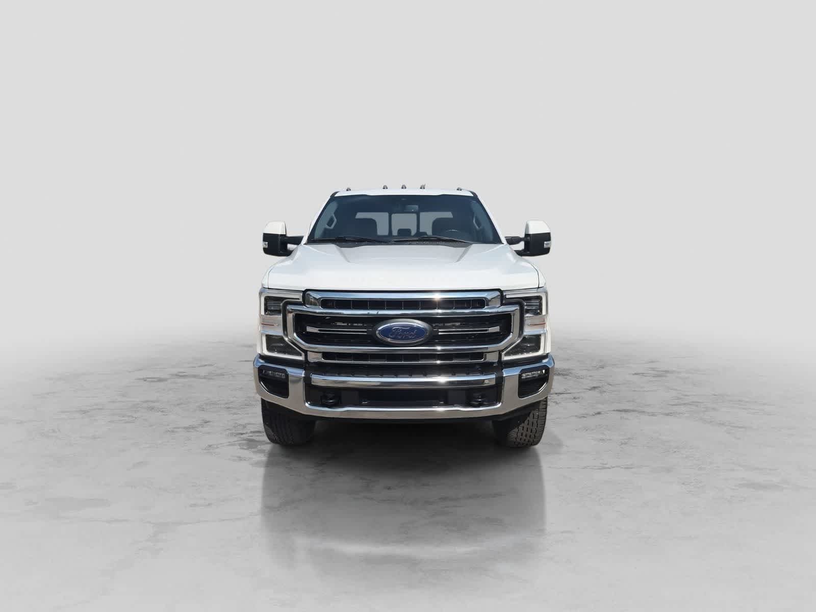 Used 2021 Ford F350 Lariat w/ Lariat Ultimate Package AWD/4WD image 3