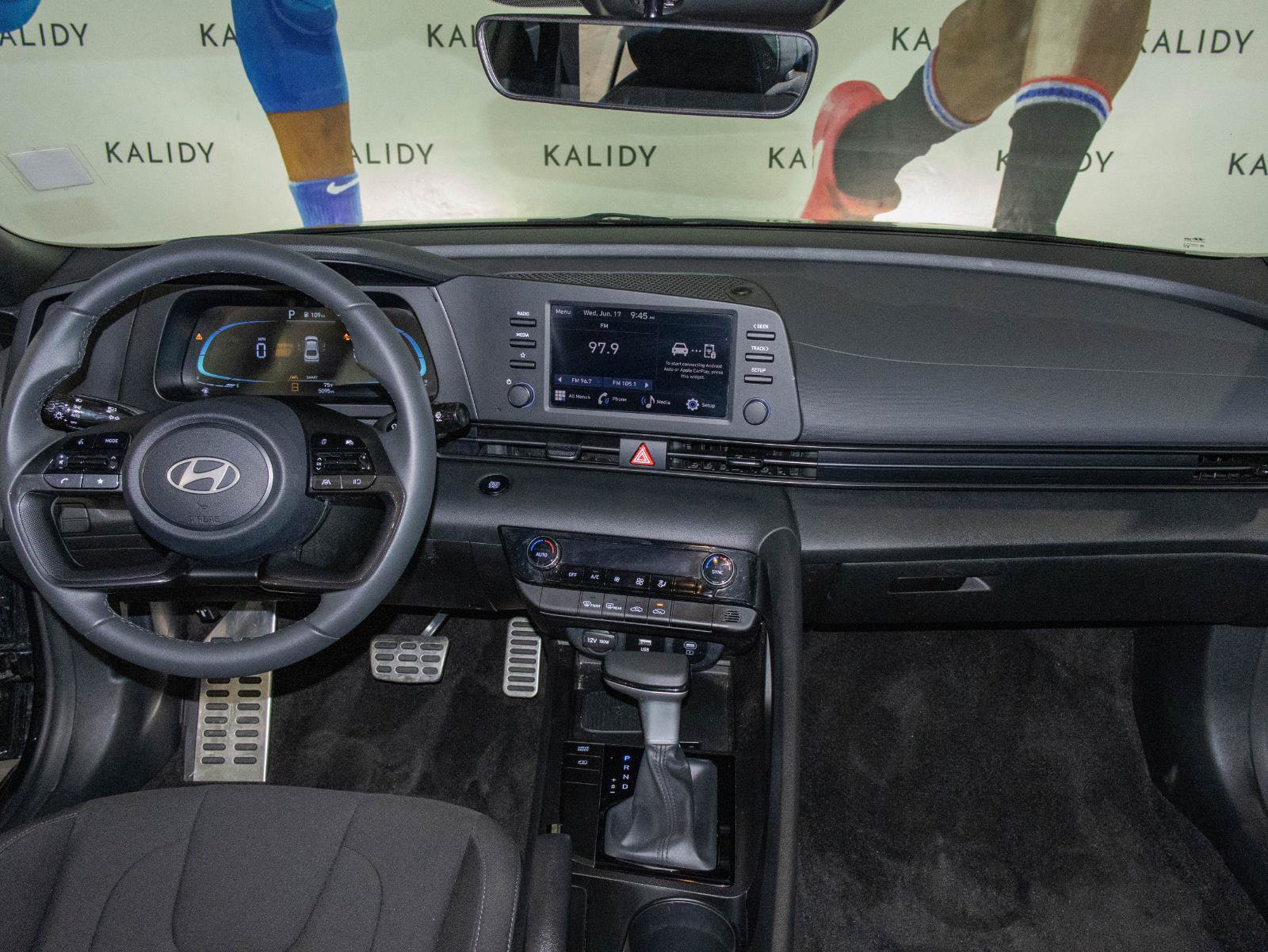 Used 2026 Hyundai Elantra Sport FWD image 3