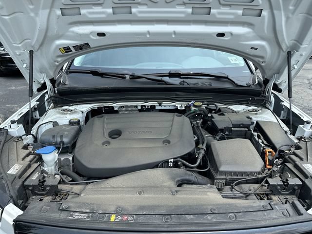 Used 2024 Volvo XC40 B5 Plus w/ Protection Package Premier AWD/4WD image 27