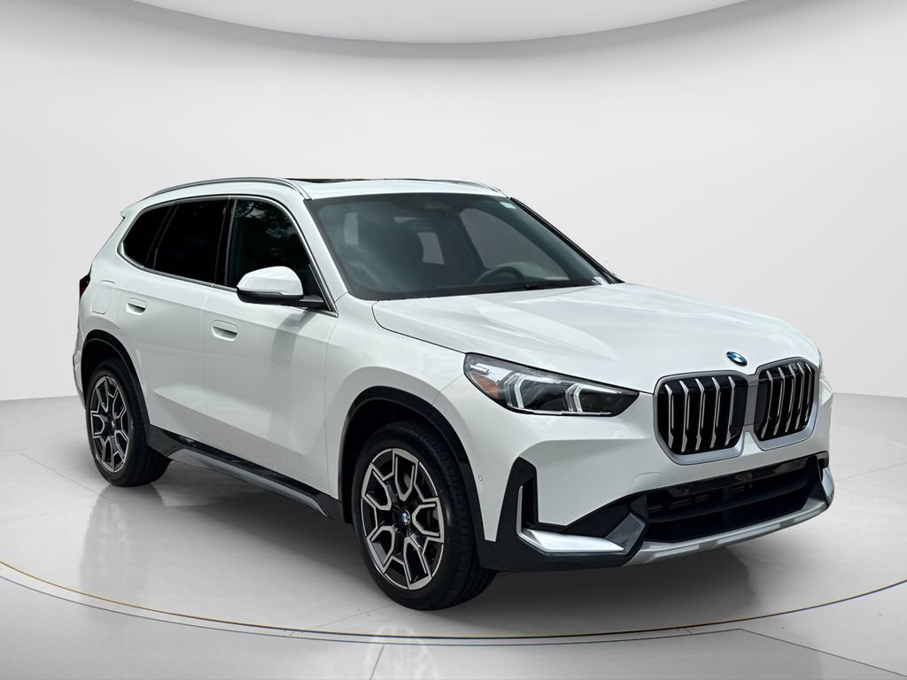 New 2026 BMW X1 xDrive28i w/ Convenience Package AWD/4WD image 3