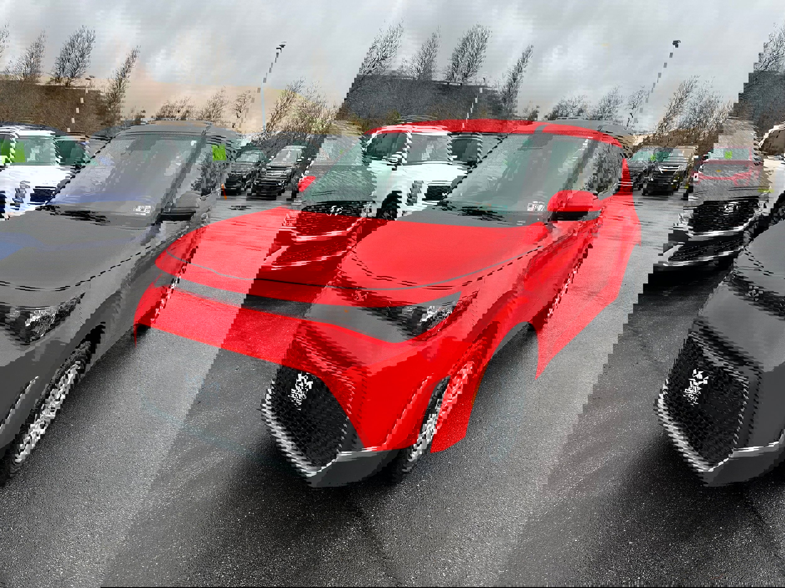 Used 2023 Kia Soul LX image 1