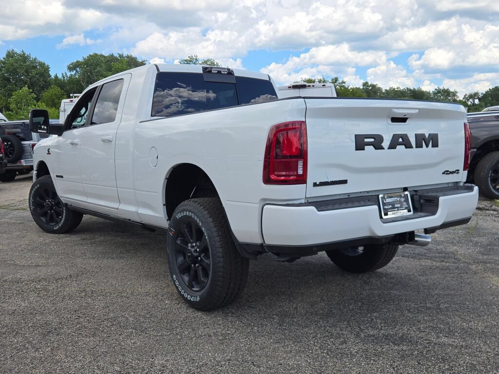 New 2026 RAM 2500 Laramie AWD/4WD image 19