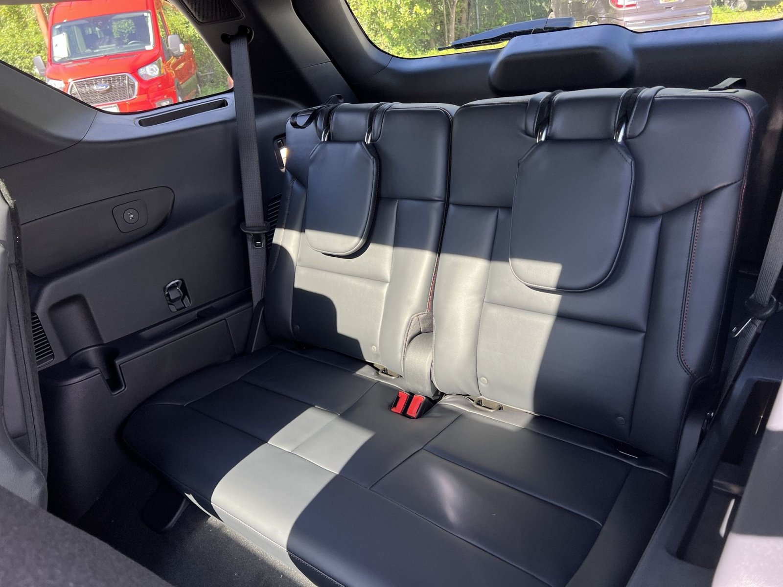 New 2027 Ford Explorer ST-Line w/ Premium Package AWD/4WD image 26