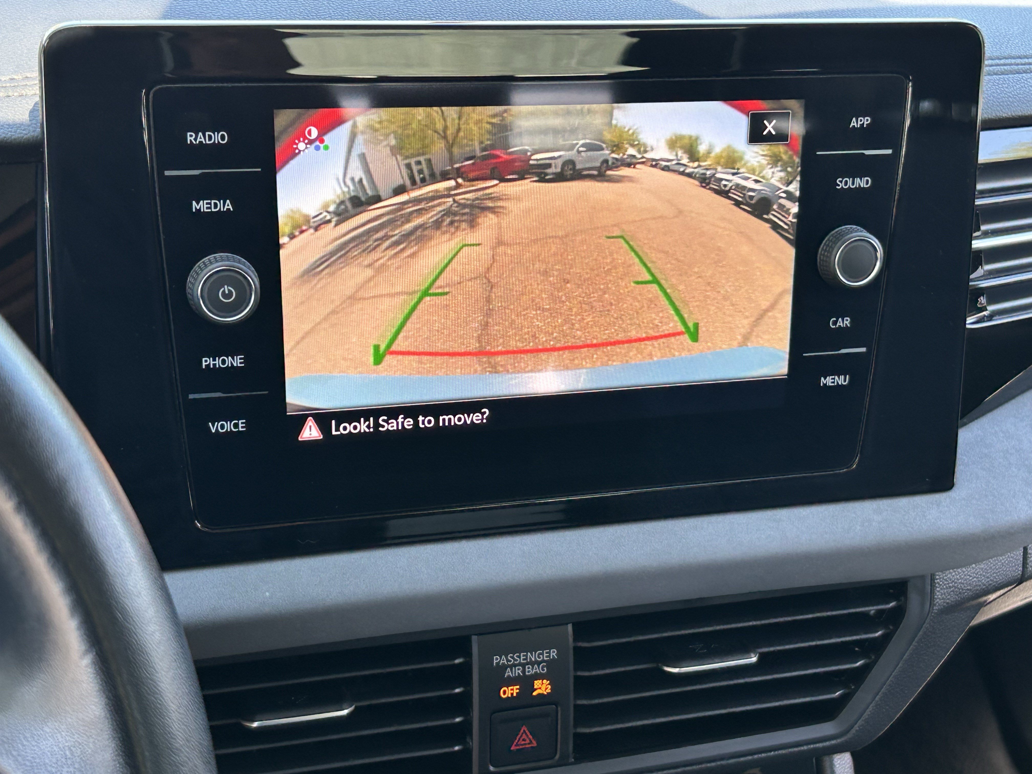 Used 2025 Volkswagen Jetta SE FWD image 22