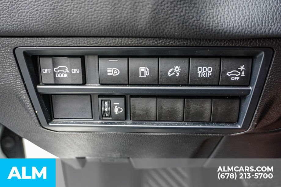 Used 2025 Toyota Sequoia SR5 AWD/4WD image 50