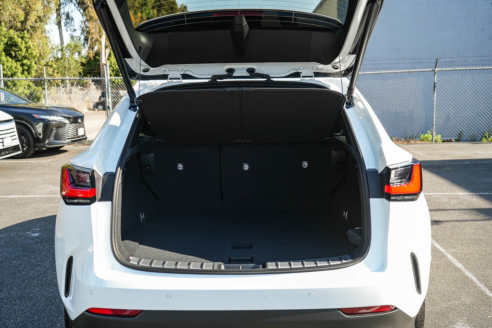 New 2026 Lexus NX 350h F Sport AWD/4WD image 25