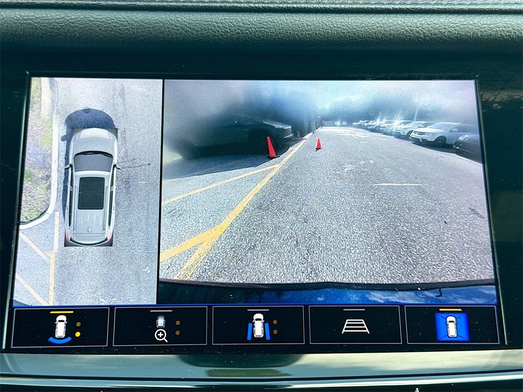 Used 2021 Cadillac XT6 Premium Luxury image 14