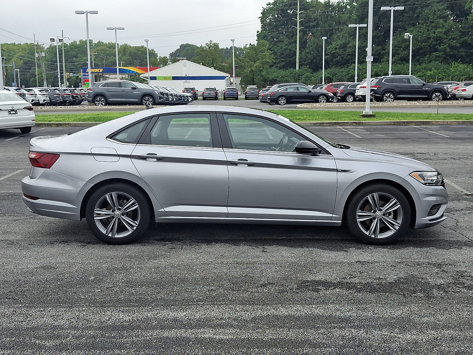 Used 2021 Volkswagen Jetta R-Line FWD image 8
