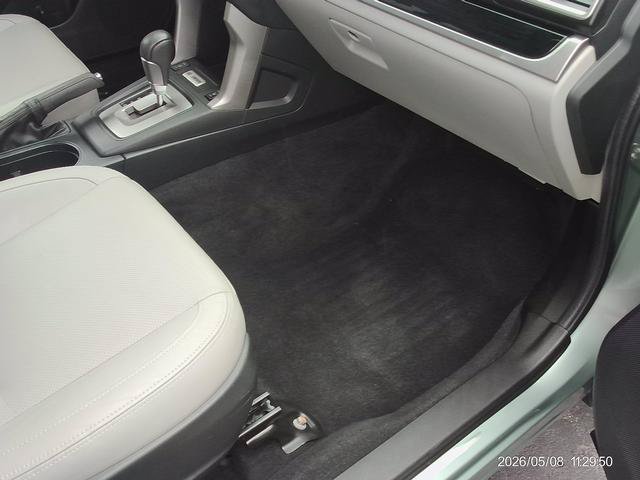 Used 2017 Subaru Forester 2.5i Limited w/ Popular Package #2 AWD/4WD image 18