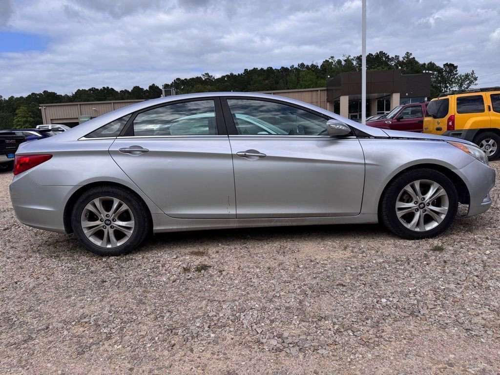 Used 2012 Hyundai Sonata Limited FWD image 6