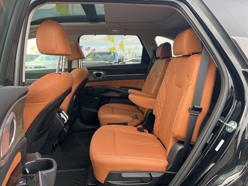 Used 2023 Kia Sorento SX Prestige image 29