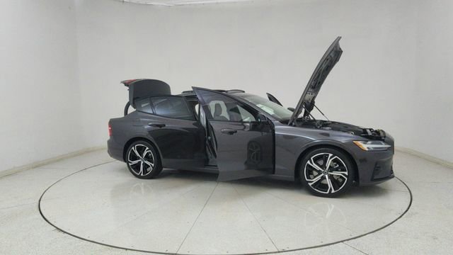 Used 2024 Volvo S60 B5 Plus w/ Climate Package image 74
