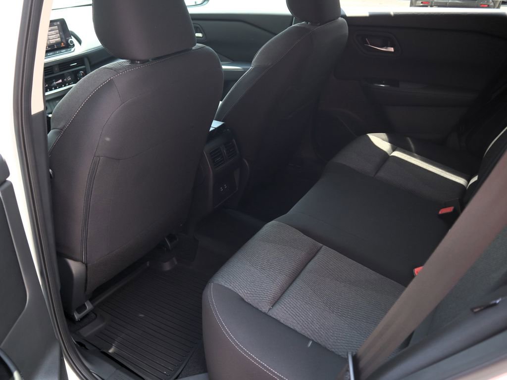 New 2026 Nissan Rogue SV image 10