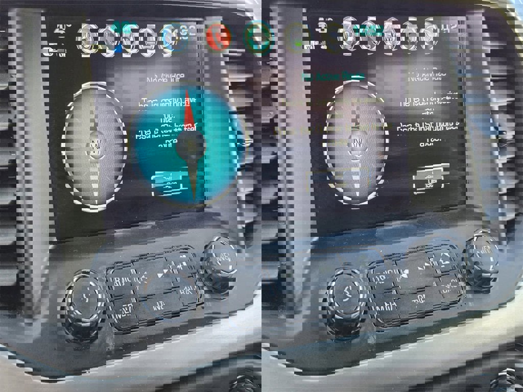 Used 2017 GMC Acadia SLT image 11