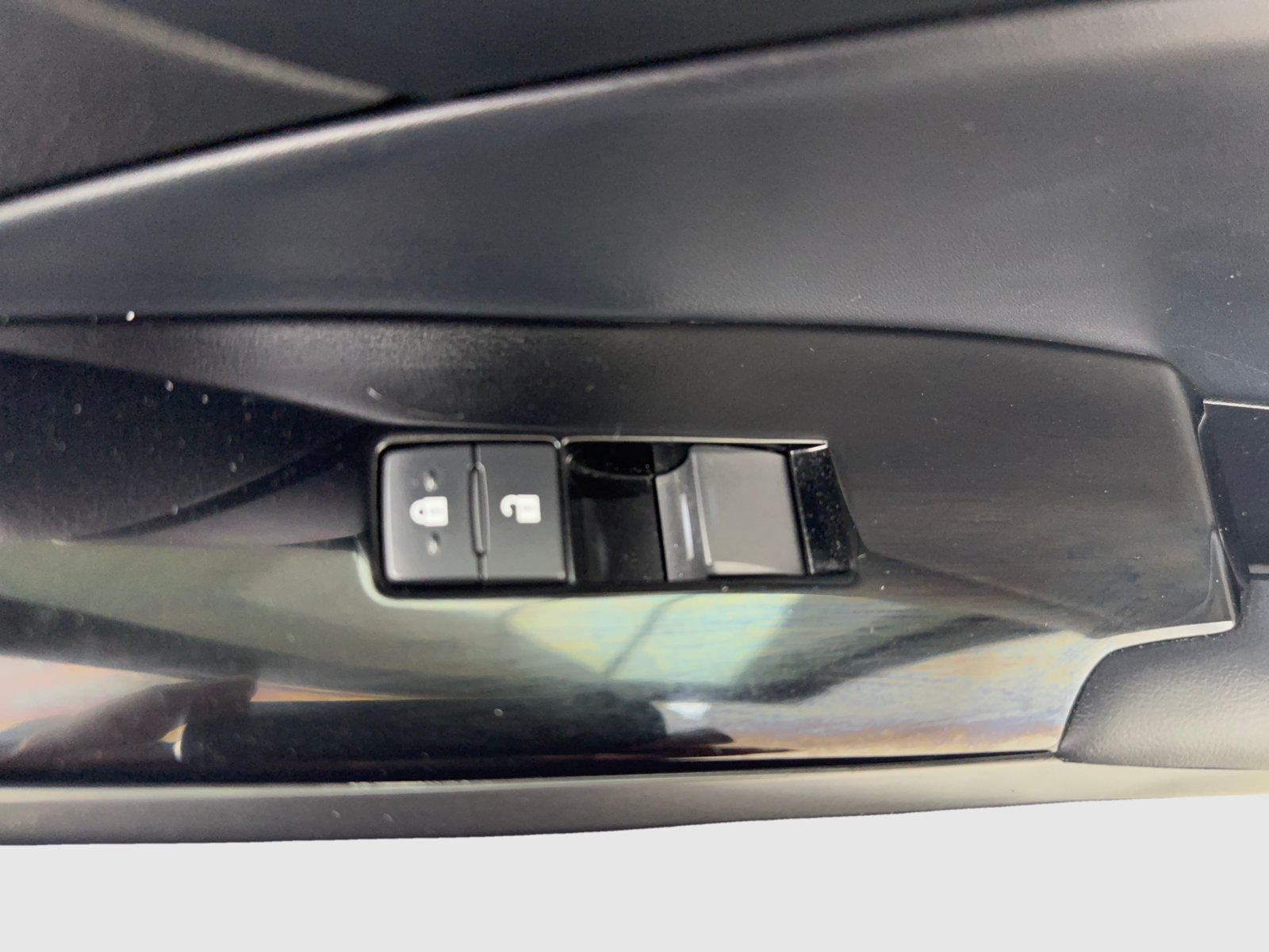 Used 2024 Lexus IS 300 w/ Comfort Package RWD image 32
