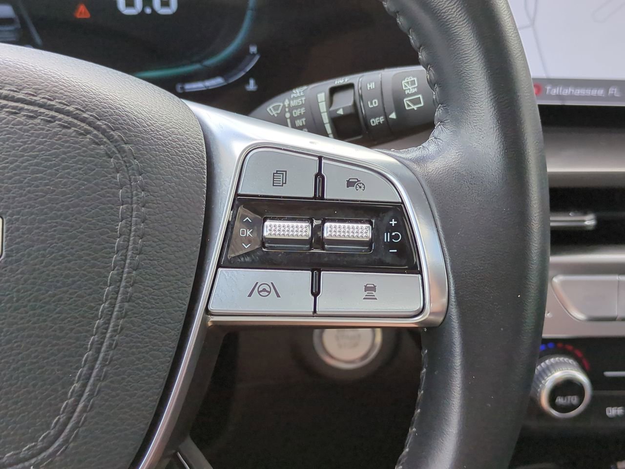 Certified 2025 Kia Telluride S FWD image 26