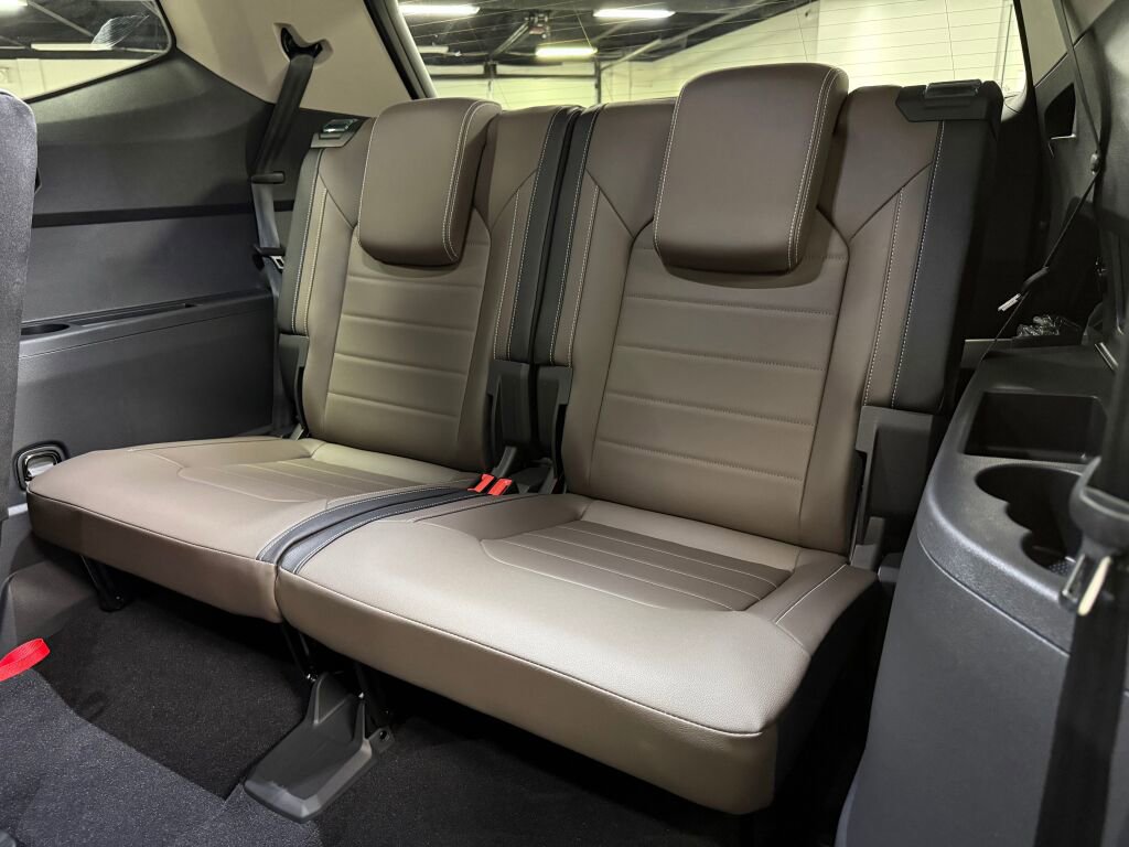 New 2026 Volkswagen Atlas SEL image 19