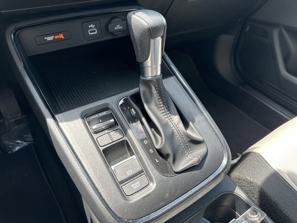 Used 2025 Honda CR-V LX image 26