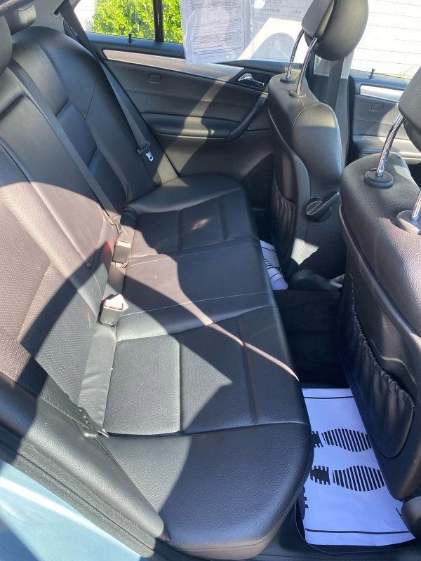 Used 2005 Mercedes-Benz C 230 Sedan image 10