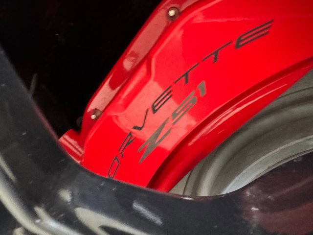 Used 2021 Chevrolet Corvette Stingray Preferred Cpe w/ Z51 Performance Package image 28