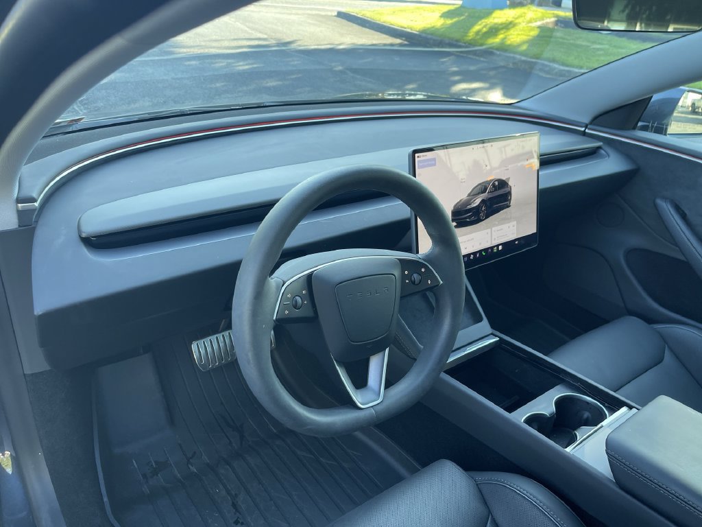 Used 2025 Tesla Model 3 Performance AWD/4WD image 10