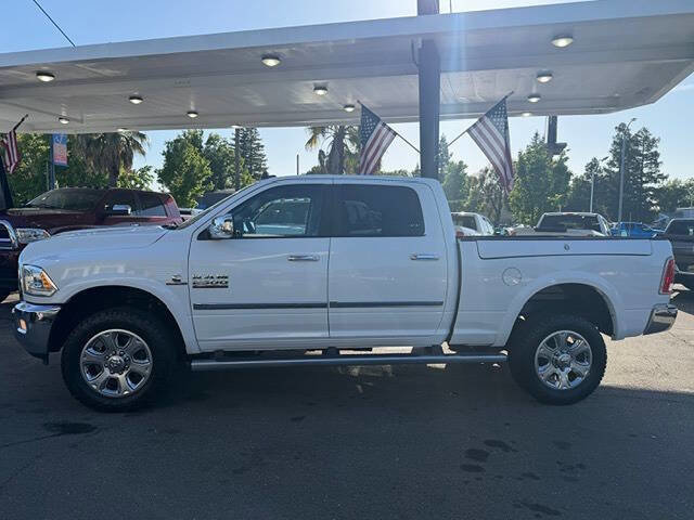 Used 2015 RAM 2500 Limited AWD/4WD image 2