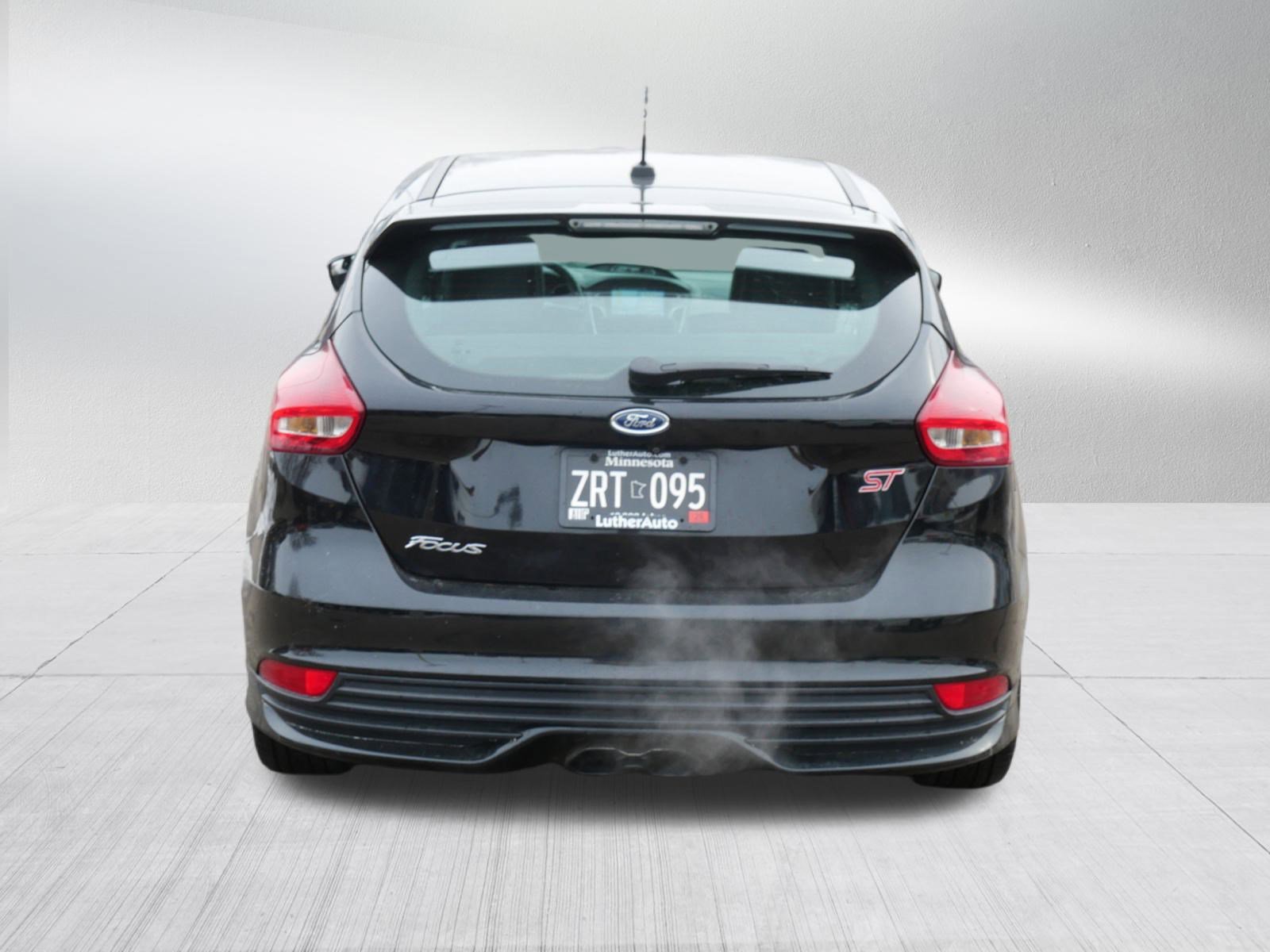 Used 2018 Ford Focus ST w/ Equipment Group 401A image 6