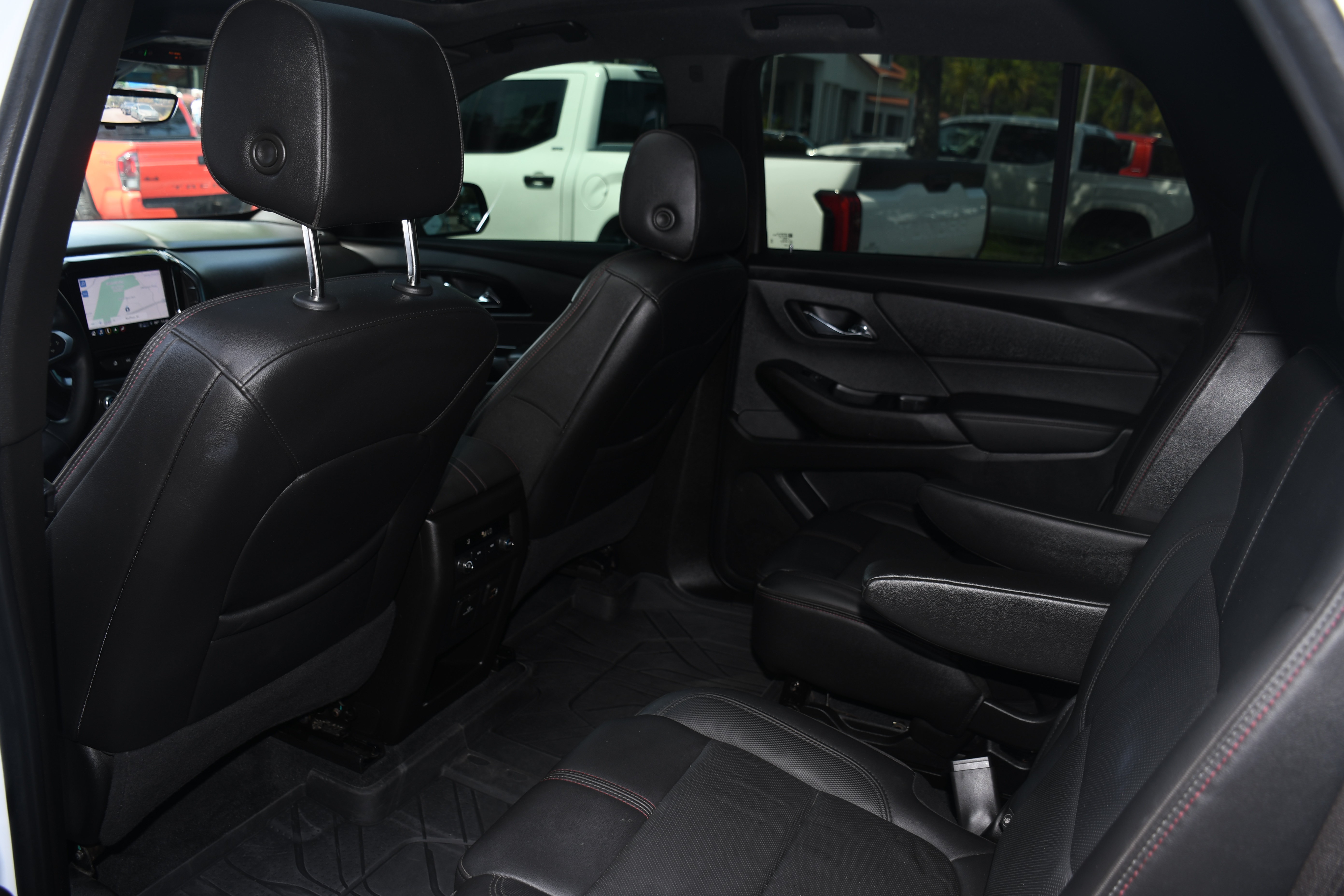 Used 2023 Chevrolet Traverse RS w/ LPO, Floor Liner Package AWD/4WD image 20