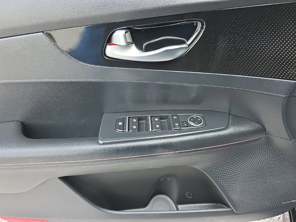 Used 2021 Kia Forte GT w/ GT2 Package image 17