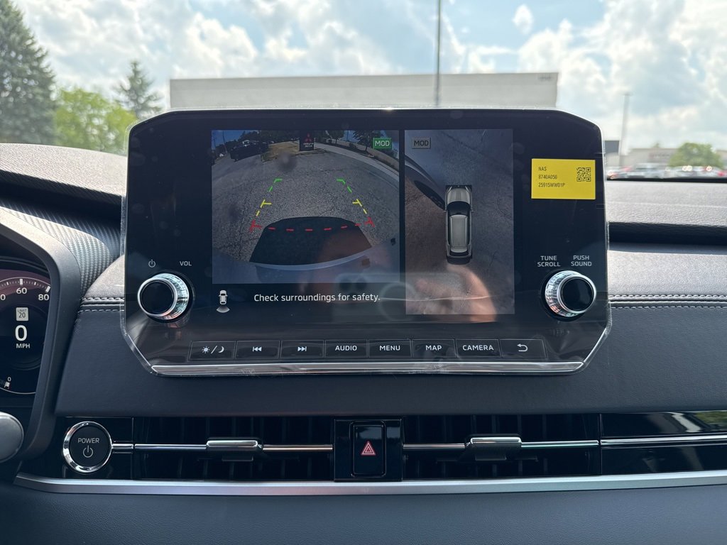 New 2025 Mitsubishi Outlander SE image 30