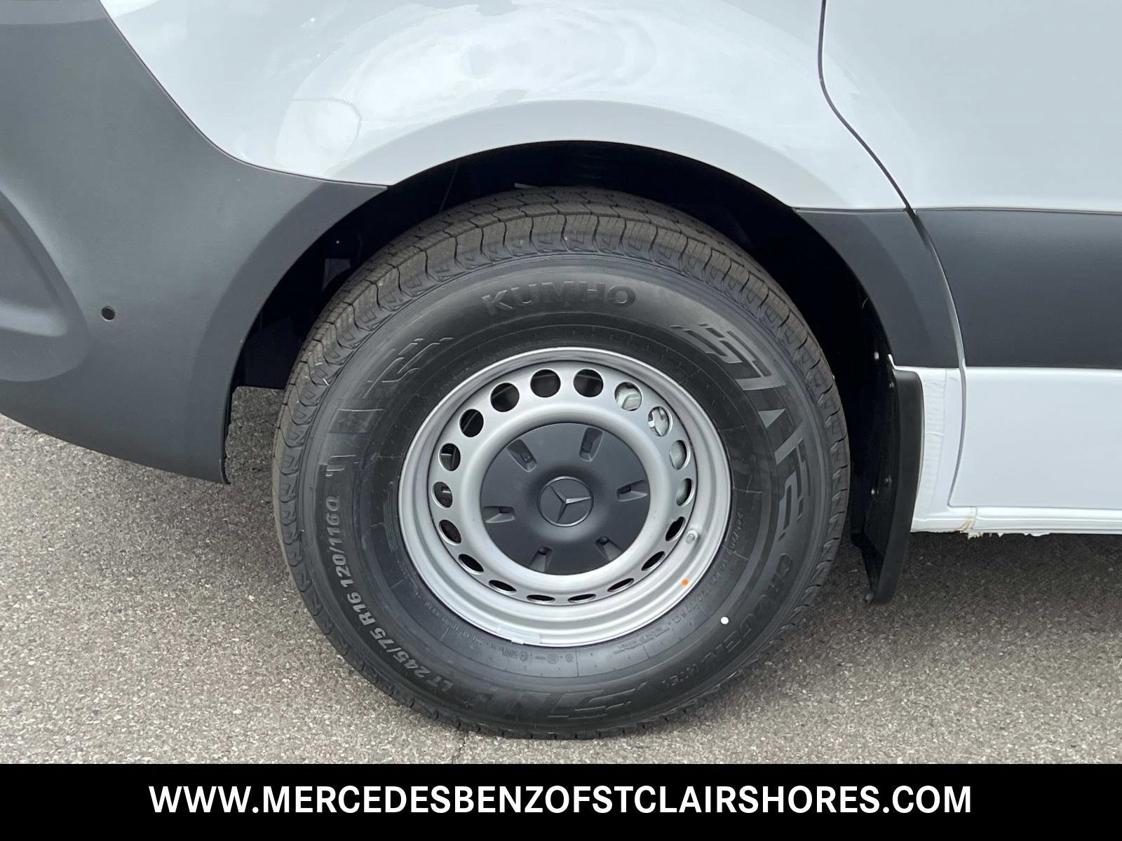 New 2025 Mercedes-Benz Sprinter 2500 image 11