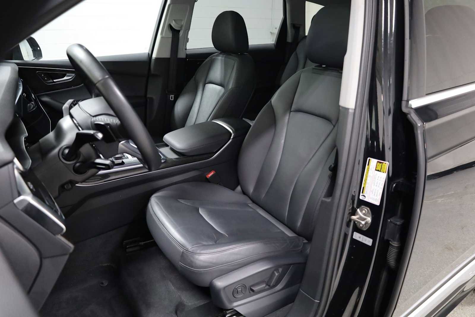 Used 2022 Audi Q7 Premium Plus image 5