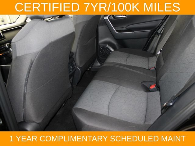 Used 2025 Toyota RAV4 XLE AWD/4WD image 15