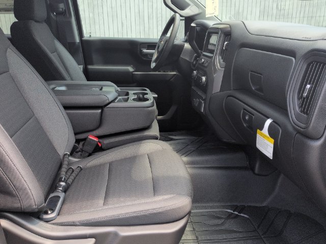 New 2026 Chevrolet Silverado 1500 Custom w/ Turbomax Blackout Package AWD/4WD image 34